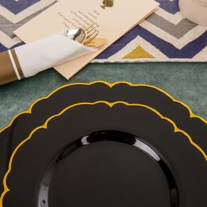 Morejoy 175PCS Black and Gold Plastic Plates, 25 Dessert Plates, 25 9oz Cups - Image 6