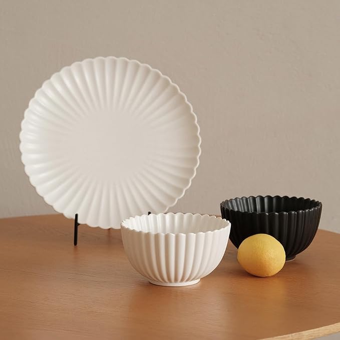WENSHUO Small Ceramic Bowls, Daisy-Shaped, 5.5 in, Nacre White | 17 oz - Image 3