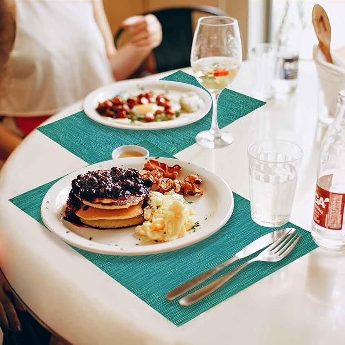 GIVERARE Placemats Set of 4, Heat-Resistant Woven Vinyl Placemat, Non-Slip - Image 4
