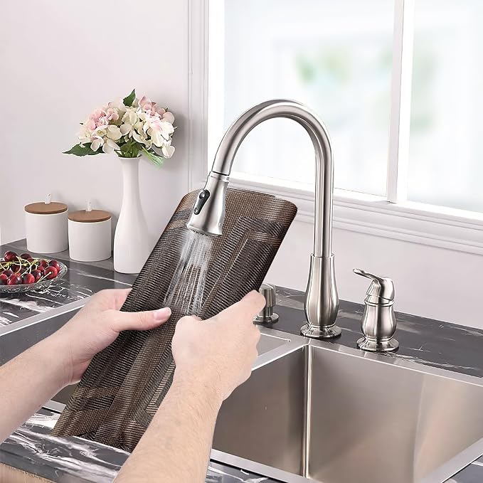 Aofmee Placemats Set of 6, Washable PVC Place Mats, Heat Resistant Non-Slip - Image 2
