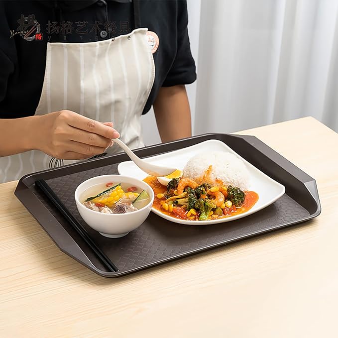 Cedilis 12 Pack Plastic Fast Food Trays - Image 7