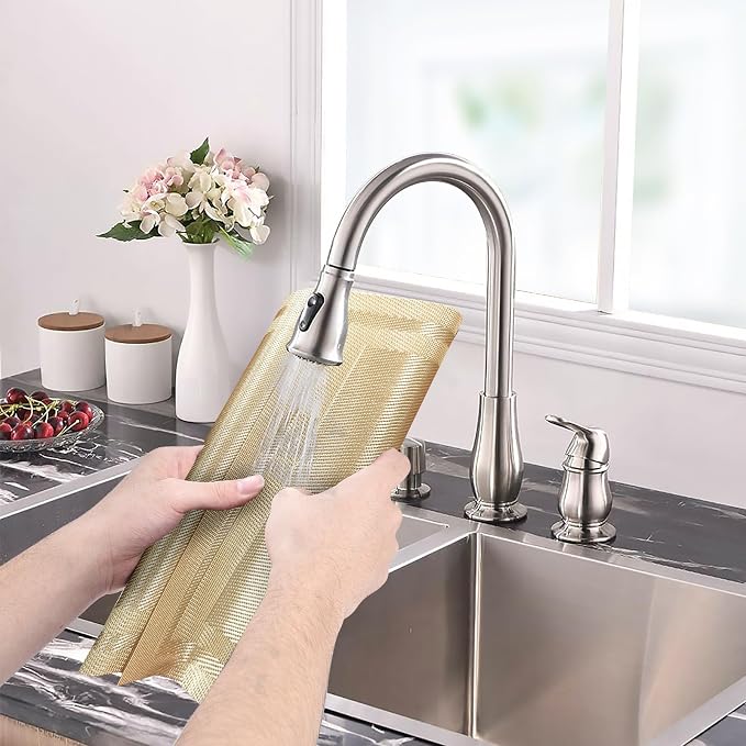 Aofmee Placemats Set of 6, Washable PVC Place Mats, Heat Resistant Non-Slip - Image 2