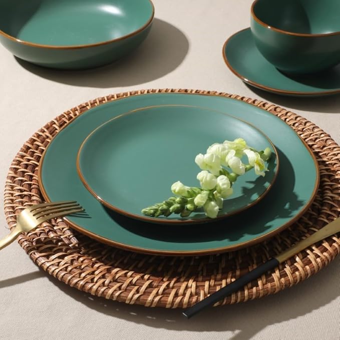 Gibson Home Hazeltine 16-Piece Green Stoneware Dinnerware Set – Plates and Bowls - Image 5