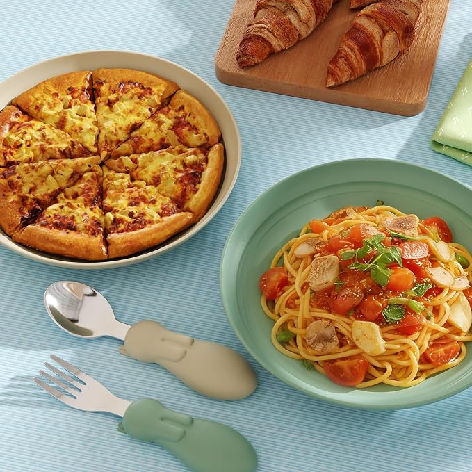 Quatish 16 PCS Unbreakable Reusable Plastic Plates, 8 inch Dishwasher & - Image 6