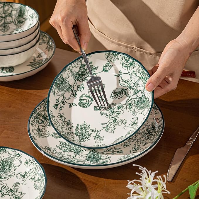 12-Piece Dinnerware Set Service 4, Porcelain Plates and Bowls Set, Vintage - Image 4