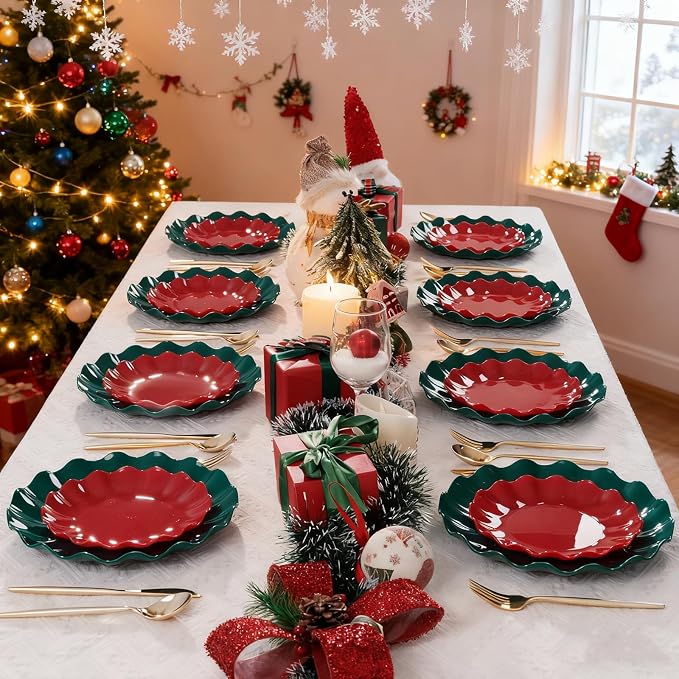 LIYH 50 Pcs Christmas Plastic Plates - Image 7