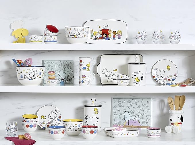 Lenox Chef Snoopy Stoneware Rectangular Baking Dish | Durable everyday use | 13 - Image 4