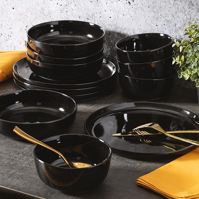 Gibson Home Oslo 12-Piece Porcelain Chip and Scratch Resistant Dinnerware Set - Image 4