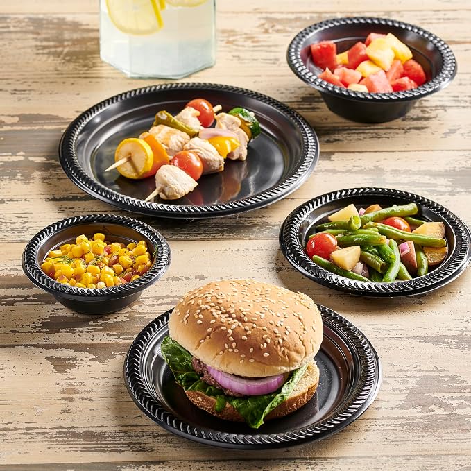 PLASTICPRO 100 PCS Black Plastic Plates Light Weight 9 Inch Plastic Dinner - Image 4