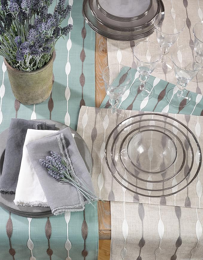 Saro Lifestyle Modern Embroidered Design Table Runner - Image 2